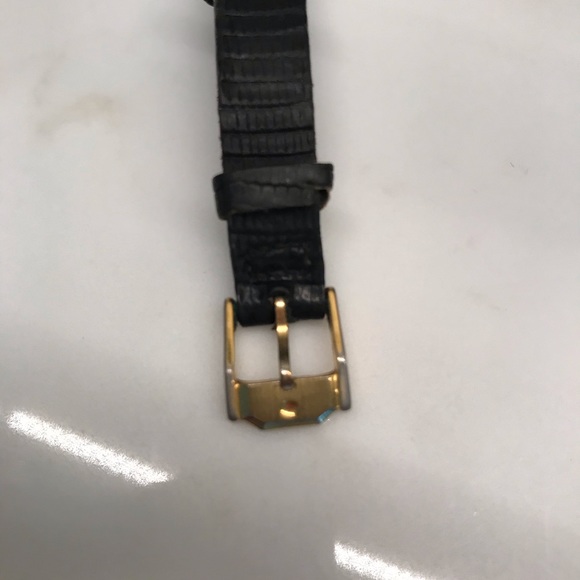 🎉HP🎉Movado Museum ladies watch yellow gold - Picture 11 of 13